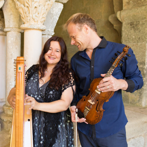 Die Musiker Arianna Savall und Petter U. Johansen 